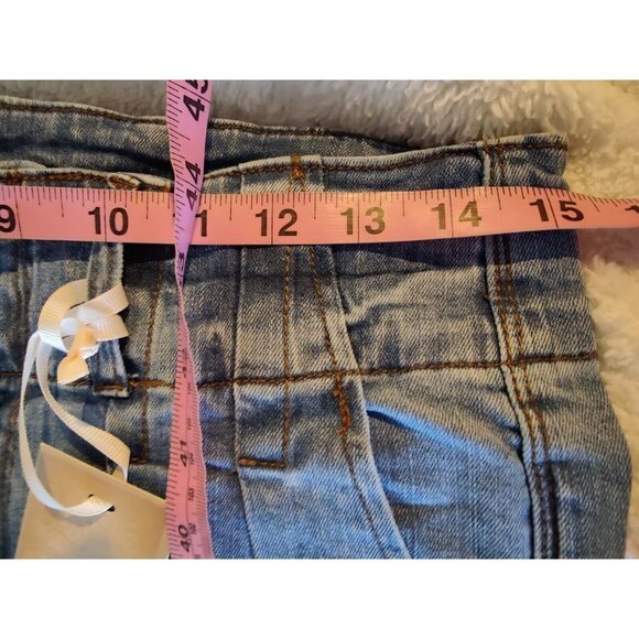 Indigo Saints Pleated Cropped High Rise Light wash Jeans (8) 29x25.5 NWT - Picture 5 of 14